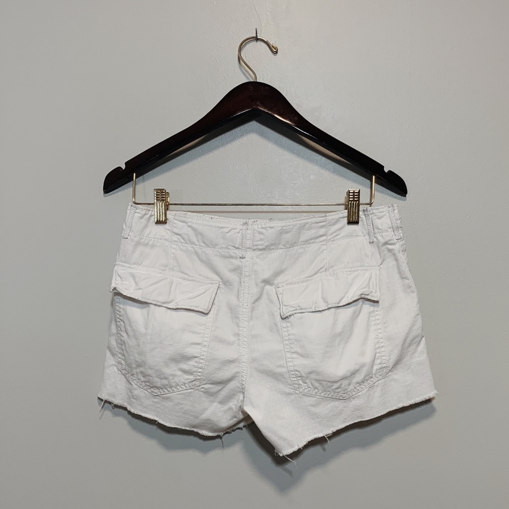 American Eagle Outfitters - White Shorts